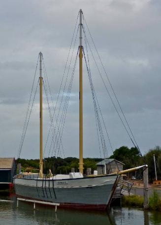 REGINALD M at Flagstaff Hill Warrnambool in 2010