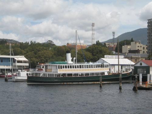 CARTELA at Hobart in 2007