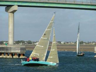 BRIGHT'UN racing at Goolwa in 2008