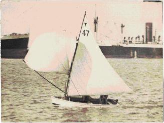 EILEEN TOO, under spinnaker on the Brisbane River, date unknown